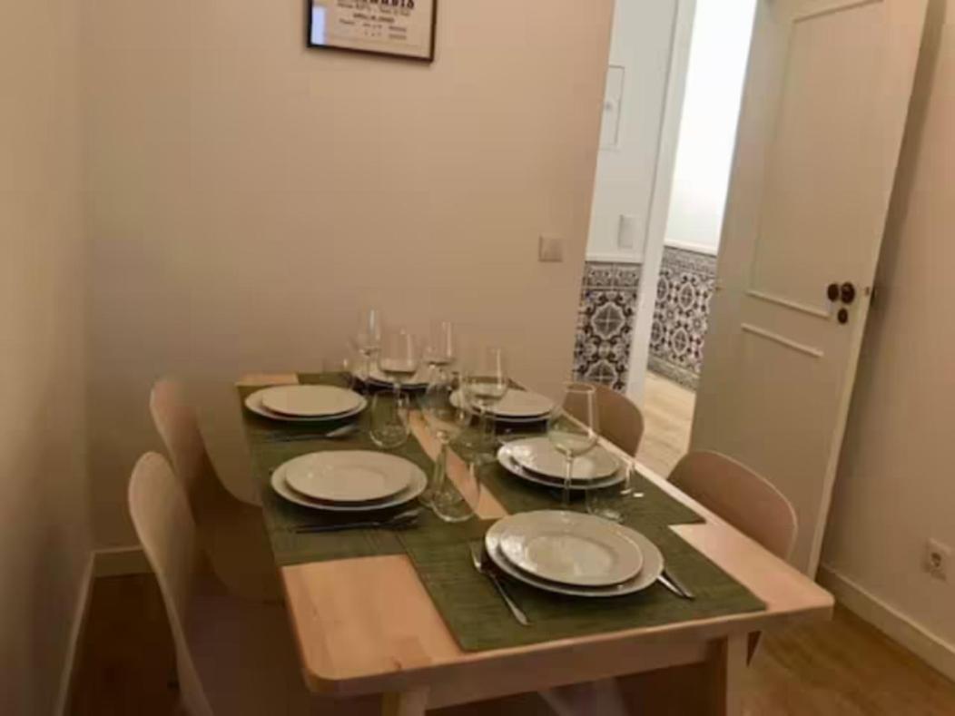 Ola Lisbon - Belem III Terrace Apartment Bagian luar foto